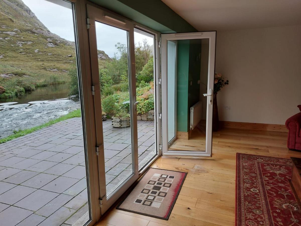 Delphi Lodge Leenaun Esterno foto