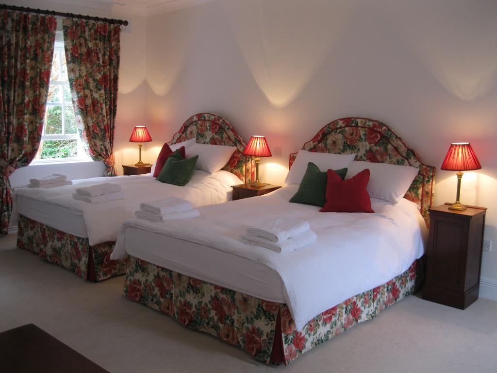 Delphi Lodge Leenaun Esterno foto